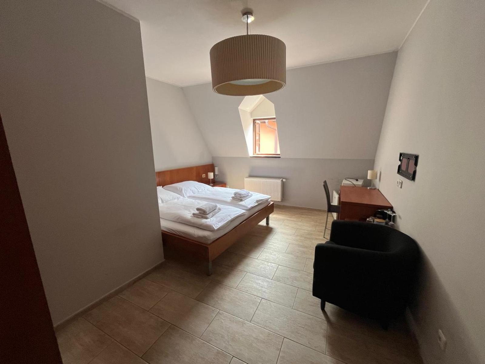 Nevinne Apartmany Kolín Buitenkant foto
