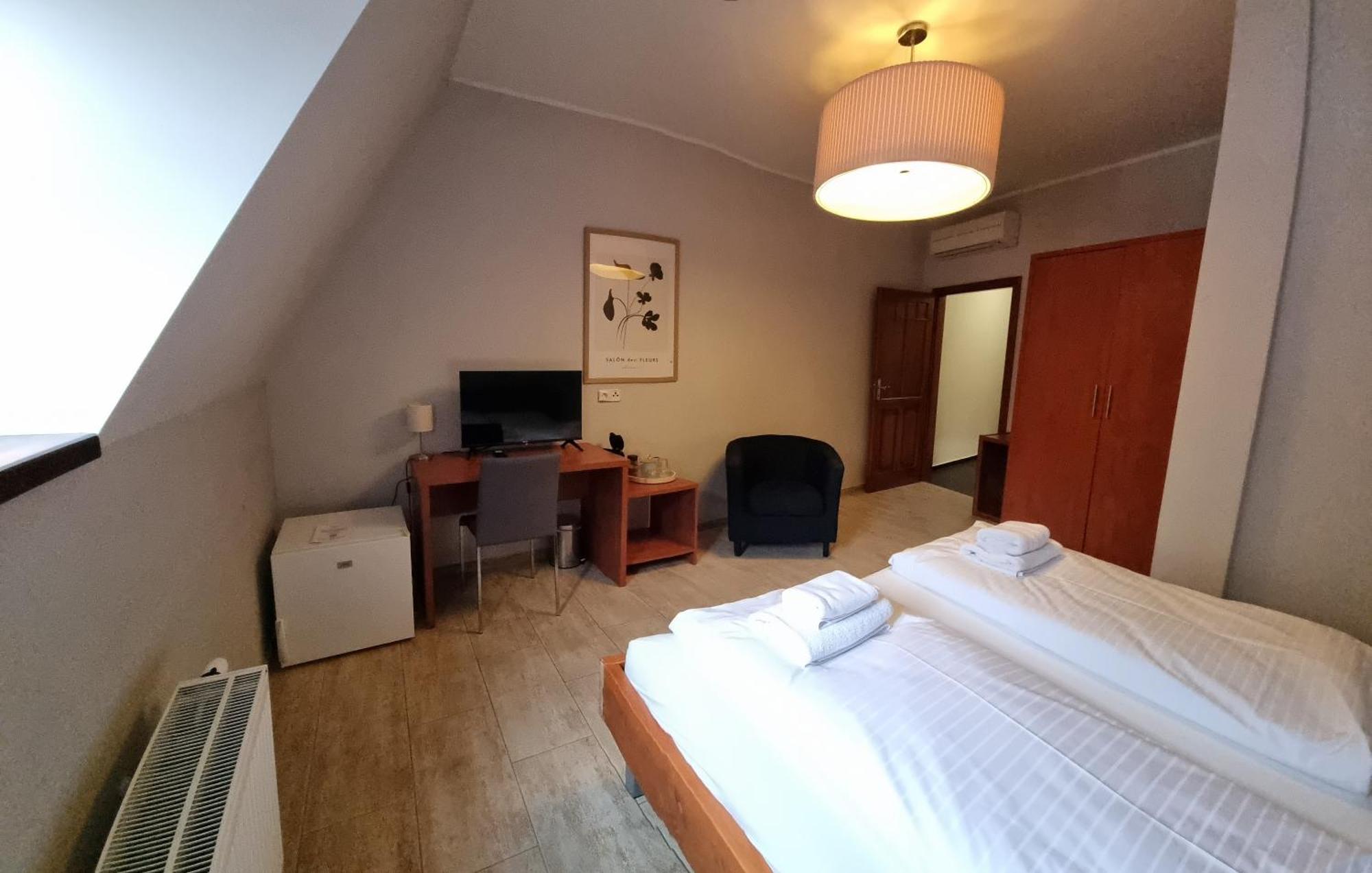 Nevinne Apartmany Kolín Buitenkant foto