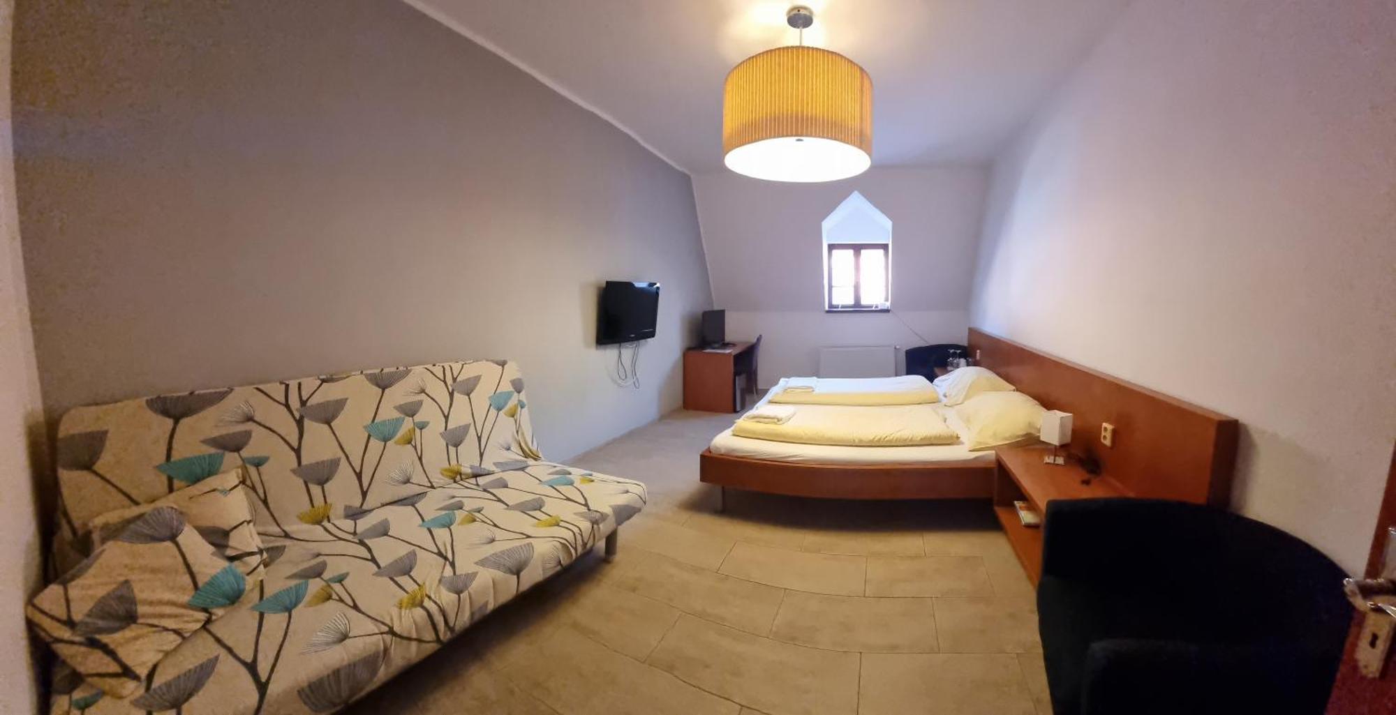 Nevinne Apartmany Kolín Buitenkant foto